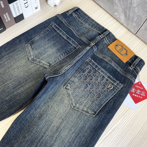 jeans - Picture 7 of 9